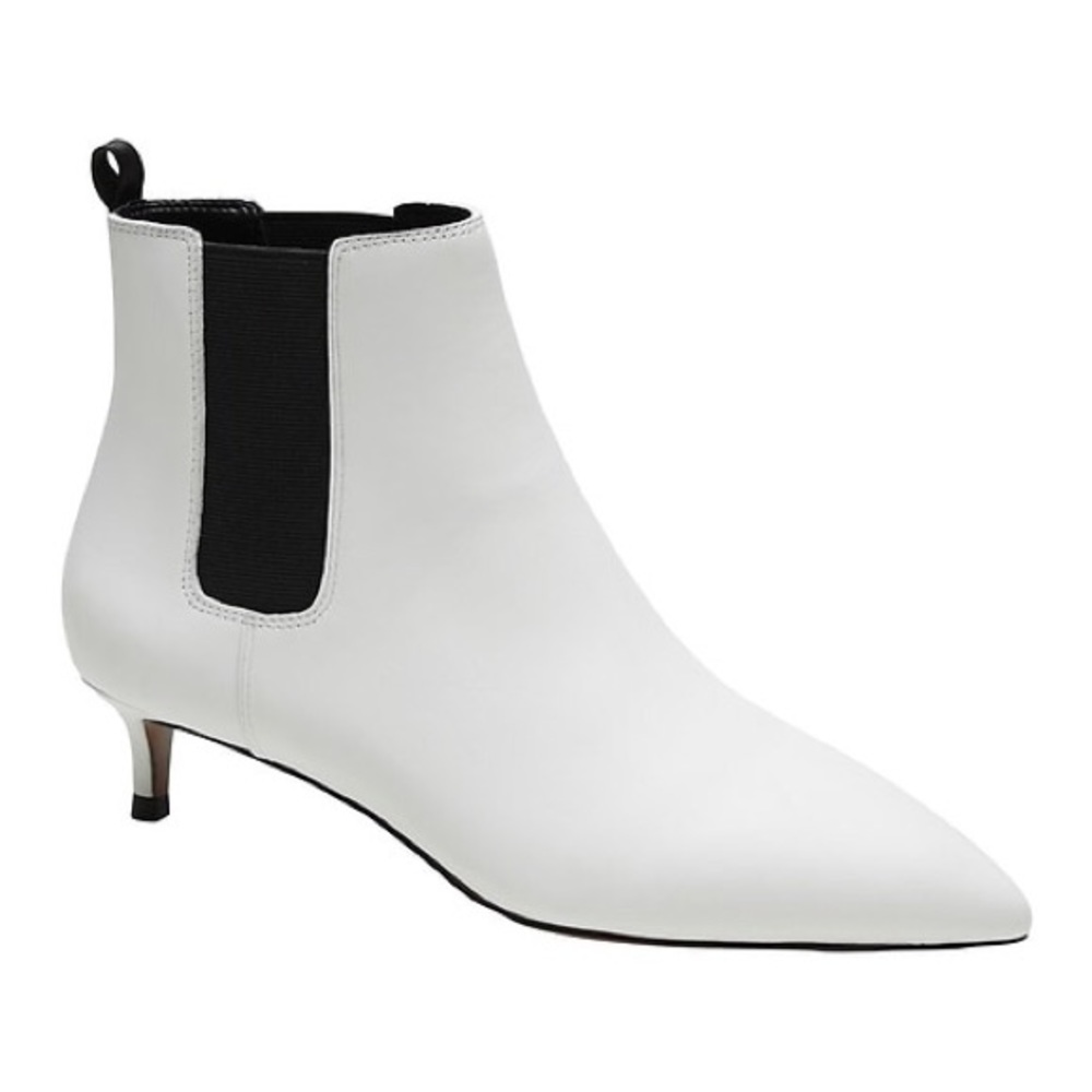 NWT Banana Republic Pointy Toe White & Black Booties with Kitten Heels, Size: 8